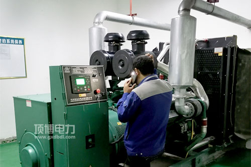 柴油發(fā)電機組排氣管有燒紅是怎么回事?應該怎么布置