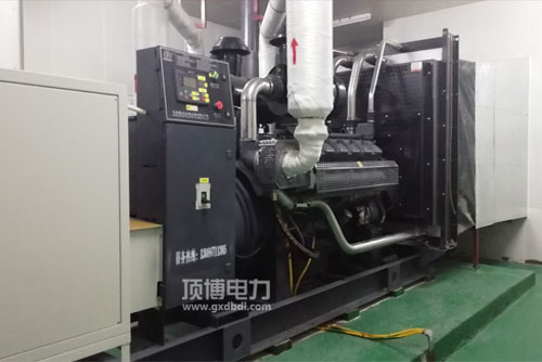 柴油發電機組增壓器的工作原理是咋樣的?