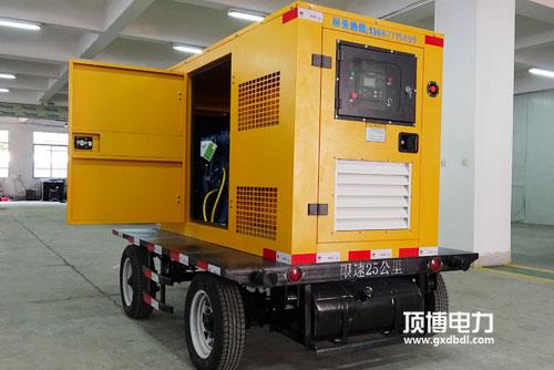 戶外使用柴油發(fā)電機(jī)組,選移動式拖車(汽車)還是靜音式?