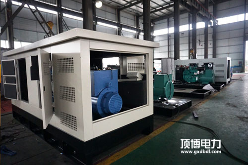 柴油50kw發電機組意想不到并機4大好處，除了省油，更能集中調度！